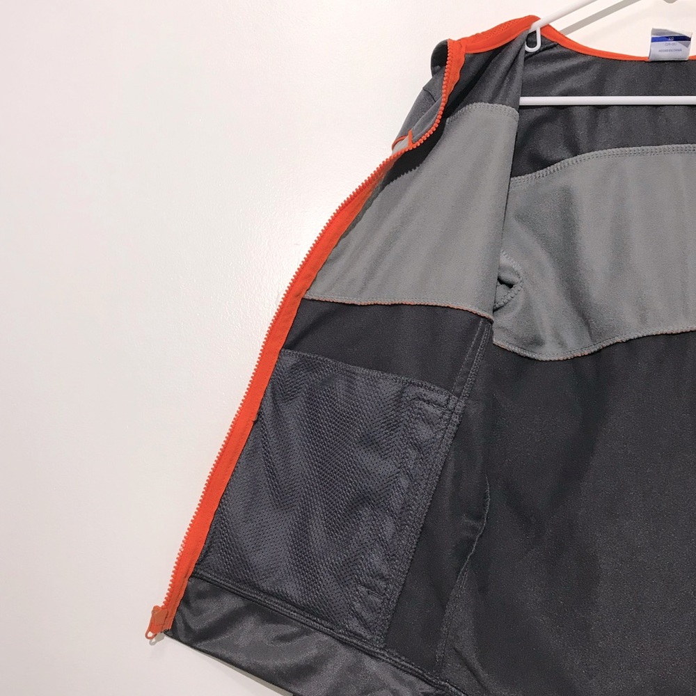 Grey jacket - Picture 4 of 5